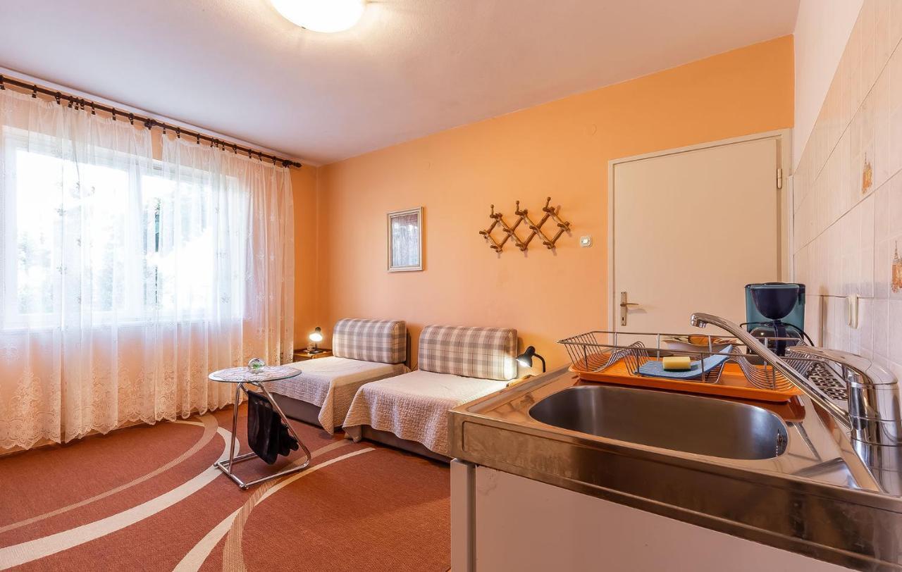 Irena Apartman Poreč Kültér fotó
